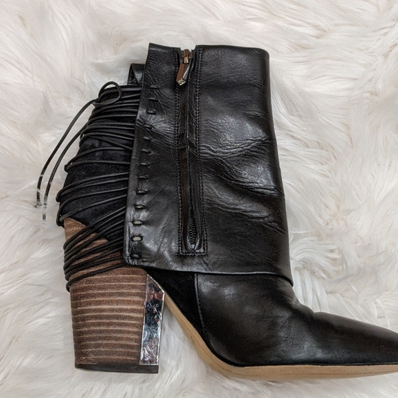 Sam Edelman black leather lace up heeled booties - Picture 5 of 9